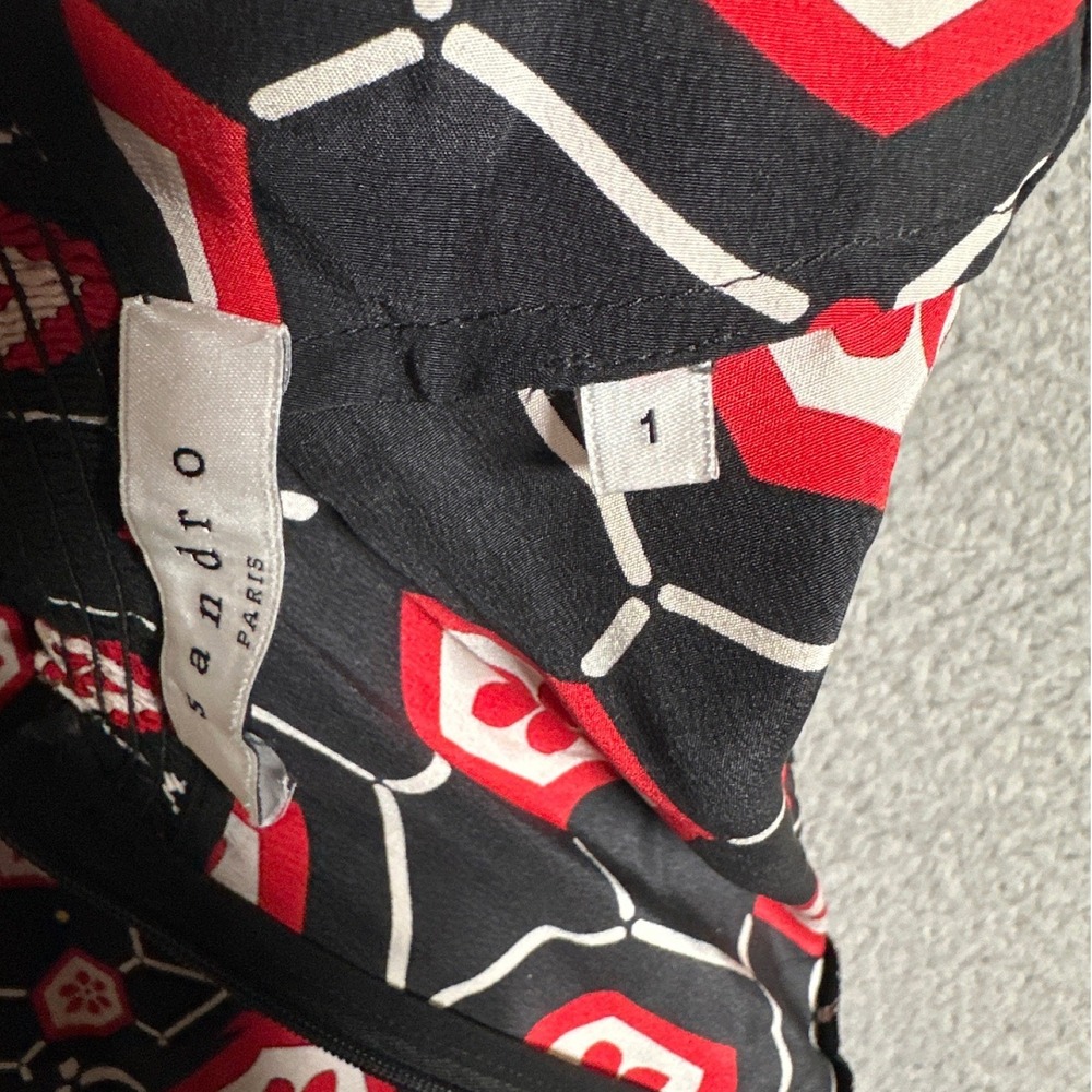 Sandro Paris Geometric Print Mini Dress Size 1 US 4 Red Black Silk Sleeveless - Picture 5 of 10